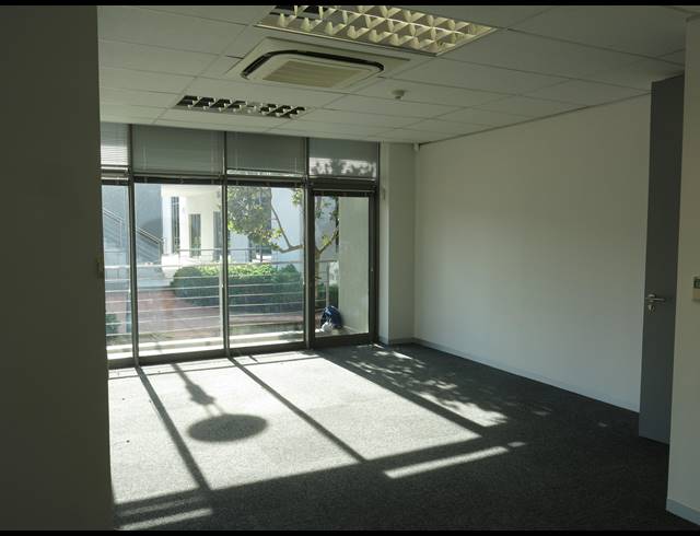 712M² OFFICE TO LET IN CENTURY CITY